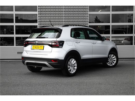 Volkswagen T-Cross 1.0 TSI Life | Carplay | LM Velgen | Lane Assist ActivLease financial lease