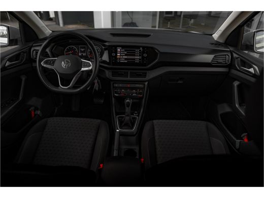 Volkswagen T-Cross 1.0 TSI Life | Carplay | LM Velgen | Lane Assist ActivLease financial lease
