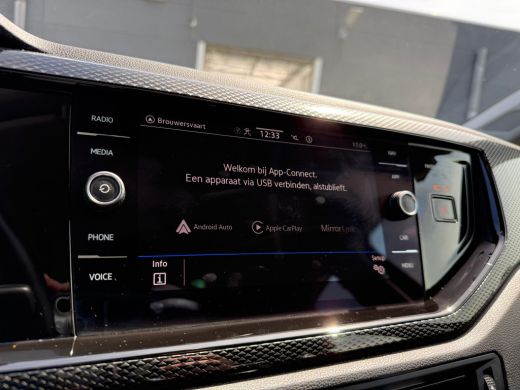 Volkswagen Taigo 1.0 96PK TSI Life | Multimedia Pakket | PDC V+A | Apple Carplay ActivLease financial lease