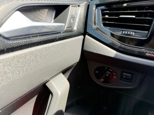 Volkswagen Taigo 1.0 96PK TSI Life | Multimedia Pakket | PDC V+A | Apple Carplay ActivLease financial lease