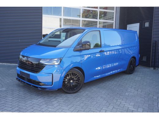 Volkswagen Transporter 2.0 TDI L2H1 28 Bulli 2.0 TDI L2H1 28 Bulli 170 pk Aut., Climatronic, Alarm, Navigatie, LED verli... ActivLease financial lease