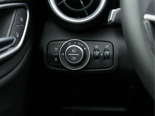 Alfa Romeo Giulia 2.0T Super Black-Line 200 Pk Aut. *NAVI-FULLMAP | 1/2-LEATHER | DAB | ECC | PDC | CRUISE | COMFOR... ActivLease financial lease