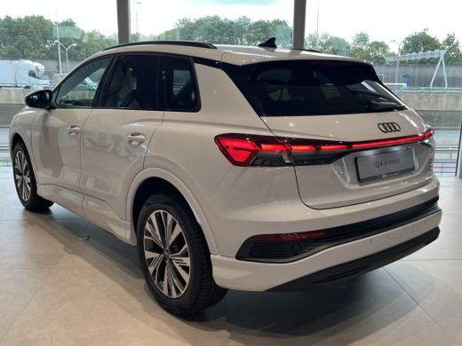 Audi Q4 e-tron 45 quattro Advanced edition 82 kWh ActivLease financial lease
