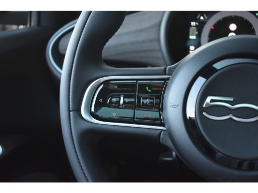 Fiat 500e Giorgio Armani Automaat ActivLease financial lease
