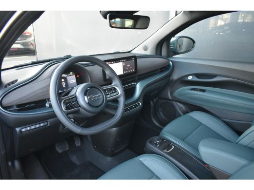 Fiat 500e Giorgio Armani Automaat ActivLease financial lease