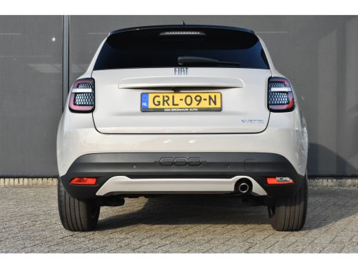 Fiat 600 1.2 Hybrid La Prima 100pk Automaat | Vol-Leder | Massage | Elektr. Achterklep | Achteruitrijcamer... ActivLease financial lease