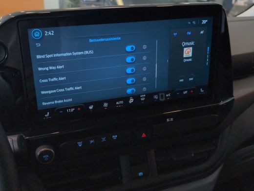 Ford E-Transit Custom 340 L2H1 Sport 65 kWh ActivLease financial lease