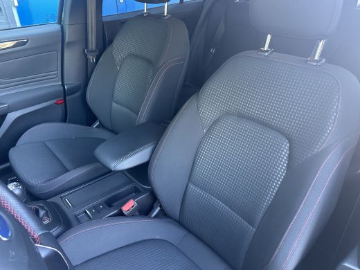 Ford Focus 1.0 125PK ST Line | STOEL-, STUUR- EN VOORRUITVERWARMING| NAVIGATIE| PARKEERSENSOREN V+A| CRUISE ... ActivLease financial lease