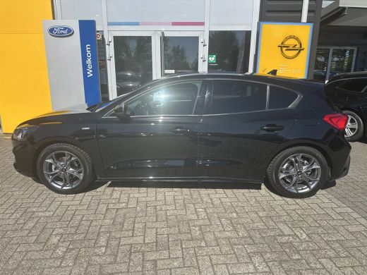 Ford Focus 1.0 125PK ST Line | STOEL-, STUUR- EN VOORRUITVERWARMING| NAVIGATIE| PARKEERSENSOREN V+A| CRUISE ... ActivLease financial lease