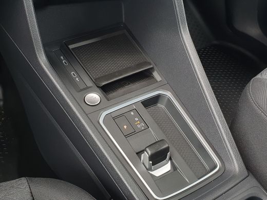 Ford Transit Connect 1.5 EcoB PHEV Plug-in Hybride L2 Limited Trekhaak | Camera ActivLease financial lease