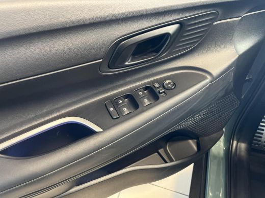 Hyundai Bayon 1.0T Comfort | Navigatie | Apple CarPlay/Android Auto | Rijklaarprijs! | ActivLease financial lease