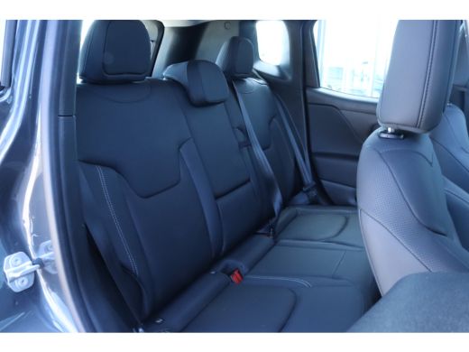 Jeep Renegade 1.5T e-Hybrid Summit | Adaptieve Cruise | Pano | Stoel + Stuurverwarming | Elektr. stoel | Navi |... ActivLease financial lease