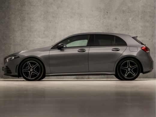 Mercedes-Benz A-Klasse 180 AMG Sport Night Upgrade Automaat (APPLE CARPLAY, GROOT NAVI, CAMERA, LEDER/ALCANTARA, DIAMOND... ActivLease financial lease