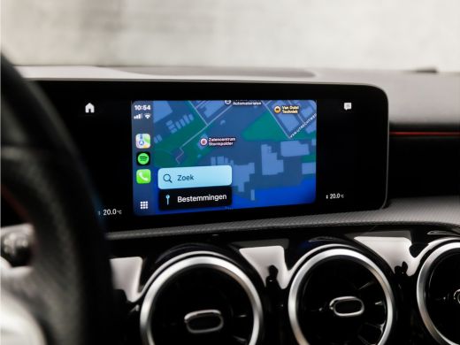 Mercedes-Benz A-Klasse 180 AMG Sport Night Upgrade Automaat (APPLE CARPLAY, GROOT NAVI, CAMERA, LEDER/ALCANTARA, DIAMOND... ActivLease financial lease