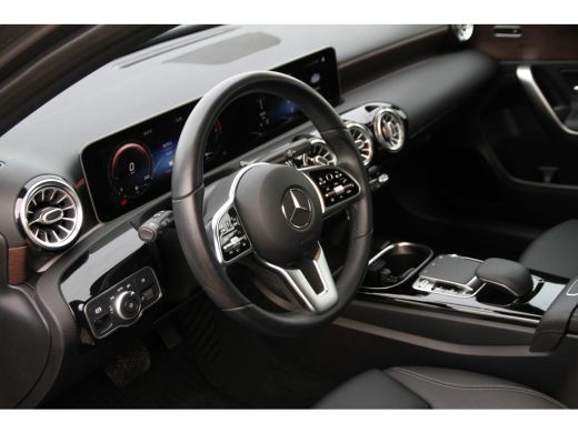 Mercedes A-Klasse 250 e Widescreen Incl 12 Mnd BOVAG Garantie ActivLease financial lease