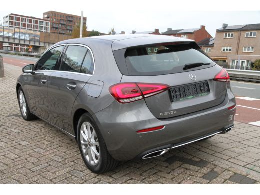 Mercedes A-Klasse 250 e Widescreen Incl 12 Mnd BOVAG Garantie ActivLease financial lease