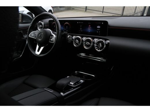 Mercedes A-Klasse 250 e Widescreen Incl 12 Mnd BOVAG Garantie ActivLease financial lease