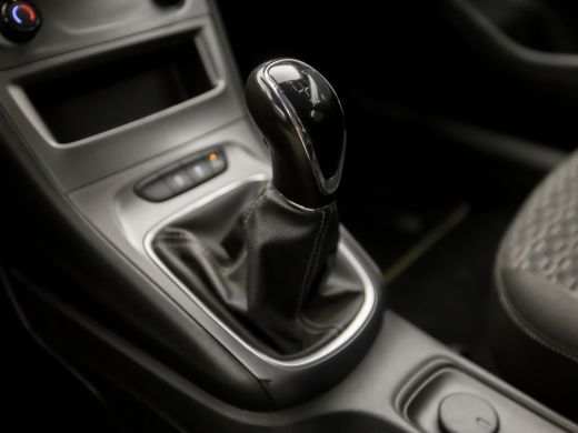 Opel Astra 1.2 Edition (APPLE CARPLAY, NAVIGATIE, MATRIX LED KOPLAMPEN, CAMERA, SPORTSTOELEN, LM VELGEN, PAR... ActivLease financial lease