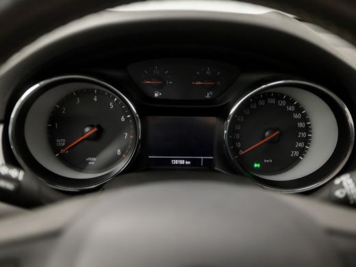 Opel Astra 1.2 Edition (APPLE CARPLAY, NAVIGATIE, MATRIX LED KOPLAMPEN, CAMERA, SPORTSTOELEN, LM VELGEN, PAR... ActivLease financial lease