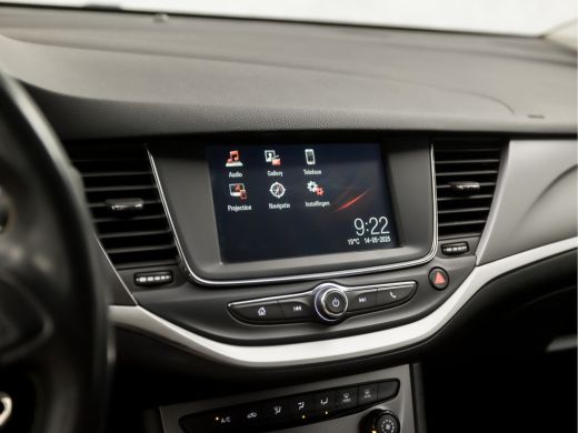 Opel Astra 1.2 Edition (APPLE CARPLAY, NAVIGATIE, MATRIX LED KOPLAMPEN, CAMERA, SPORTSTOELEN, LM VELGEN, PAR... ActivLease financial lease