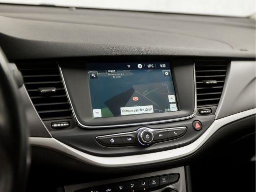 Opel Astra 1.2 Edition (APPLE CARPLAY, NAVIGATIE, MATRIX LED KOPLAMPEN, CAMERA, SPORTSTOELEN, LM VELGEN, PAR... ActivLease financial lease
