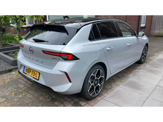Opel Astra 1.2 Turbo Hybrid Ultimate | HUD | Pano | Climate | Stoel- Stuurverwarming | Carplay/Android auto ... ActivLease financial lease