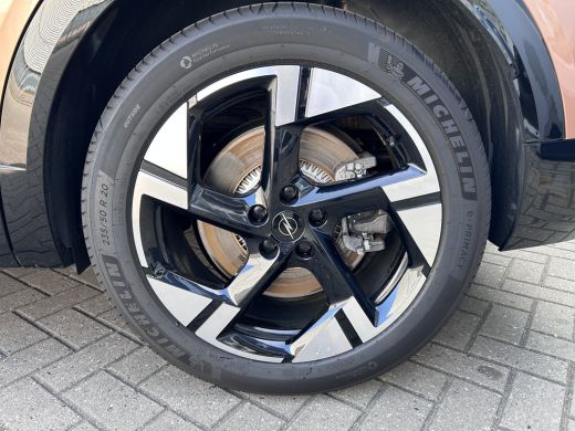 Opel Grandland GS 73 kWh Panoramisch schuif- / kanteldak | Focal Premium audio | LED Matrix koplampen | Elektris... ActivLease financial lease