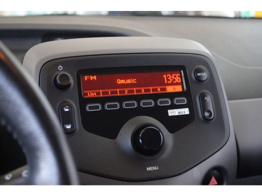 Peugeot 108 1.0 e-VTi Active AIRCO | BLUETOOTH | LED DAGRIJVERLICHTING | ELEKTRISCHE SPIEGELS | 5 DEURS ActivLease financial lease