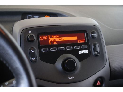 Peugeot 108 1.0 e-VTi Active AIRCO | BLUETOOTH | LED DAGRIJVERLICHTING | ELEKTRISCHE SPIEGELS | 5 DEURS ActivLease financial lease