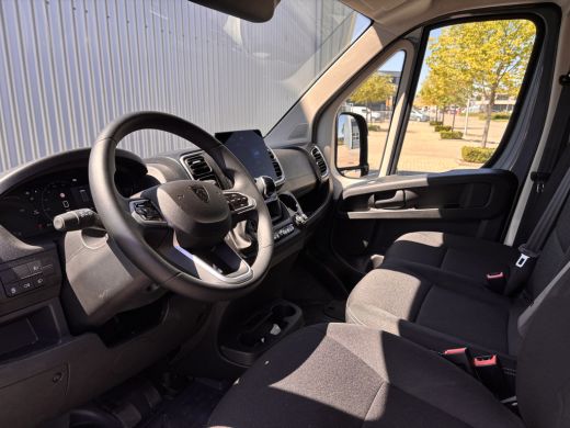 Peugeot Boxer 2.2 BlueHDi 140 S&S L2H2 3.5t | BPM VRIJ | AUTOMAAT | LAADRUIMTE INGERICHT | | 2 zitplaatsen rech... ActivLease financial lease