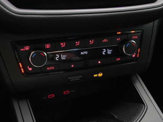 Seat Ibiza 1.0 TSI 95pk FR Business Intense Plus Navigatie Carplay Camera Stoelverwarming Digital Cockpit 284 ActivLease financial lease