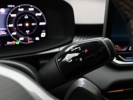 Seat Terramar 1.5 TSI e-Hybrid VZ Performance 272PK DSG leder, matrix led, trekhaak, Sennheiser audio, 360gr. c... ActivLease financial lease
