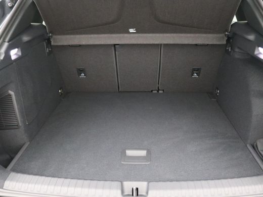 Seat Terramar 1.5 TSI e-Hybrid VZ Performance 272PK DSG leder, matrix led, trekhaak, Sennheiser audio, 360gr. c... ActivLease financial lease