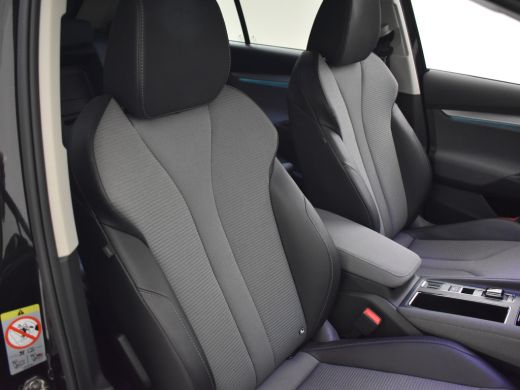 Skoda Enyaq iV 60 180pk 1e eigenaar | 100%dealeronderhouden | Navigatie | Cruise control | Camera achter | App c... ActivLease financial lease