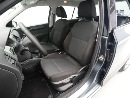Skoda Fabia 1.0 75pk Active Navi via app Airco Cruise Pdc achter 3 ActivLease financial lease