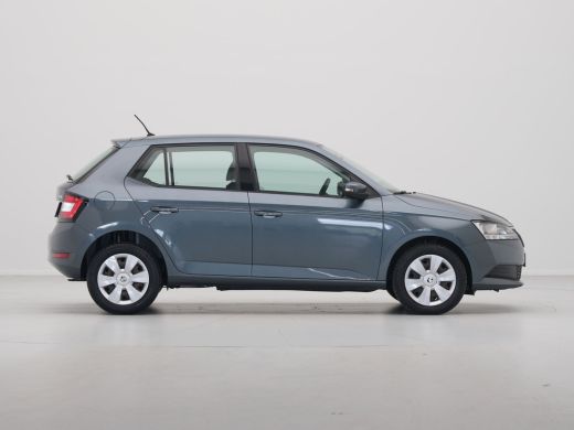 Skoda Fabia 1.0 75pk Active Navi via app Airco Cruise Pdc achter 3 ActivLease financial lease