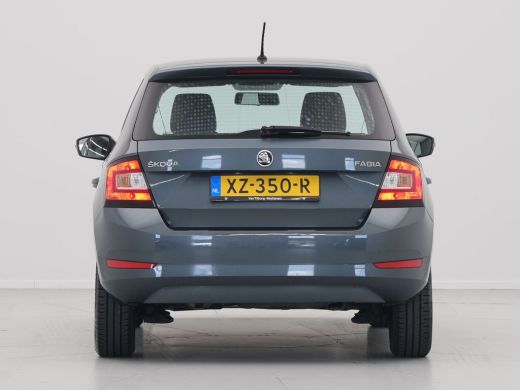 Skoda Fabia 1.0 75pk Active Navi via app Airco Cruise Pdc achter 3 ActivLease financial lease
