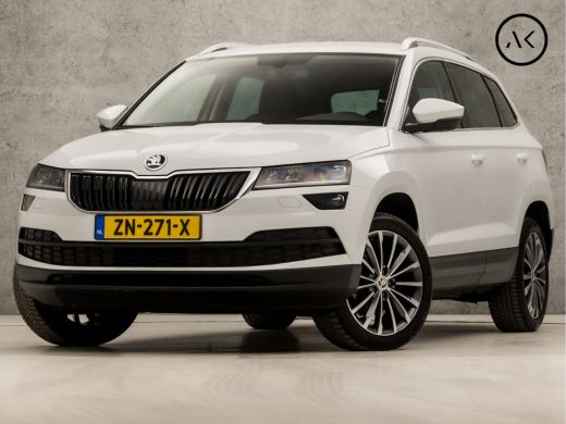 Skoda Karoq 1.0 TSI Sport Deluxe Automaat (APPLE CARPLAY, GROOT NAVI, CAMERA, LEDER/ALCANTARA, STOELVERWARMIN... Skoda Karoq 1.0 TSI Sport Deluxe Automaat (APPLE CARPLAY, GROOT NAVI, CAMERA, LEDER/ALCANTARA, STOELVERWARMIN...
