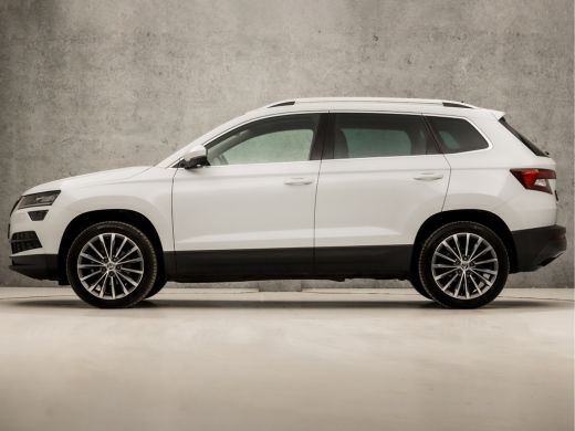 Skoda Karoq 1.0 TSI Sport Deluxe Automaat (APPLE CARPLAY, GROOT NAVI, CAMERA, LEDER/ALCANTARA, STOELVERWARMIN... ActivLease financial lease