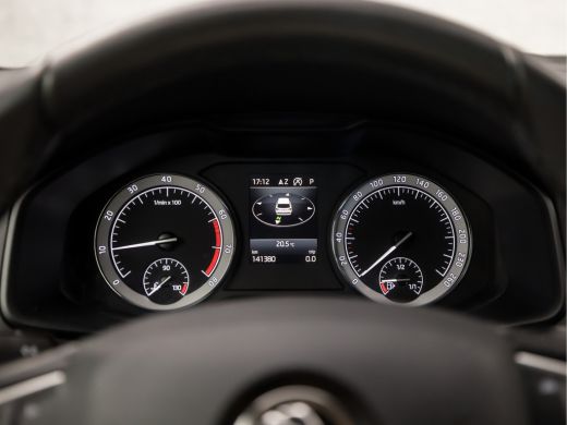 Skoda Karoq 1.0 TSI Sport Deluxe Automaat (APPLE CARPLAY, GROOT NAVI, CAMERA, LEDER/ALCANTARA, STOELVERWARMIN... ActivLease financial lease