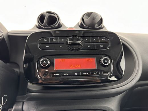 Smart Forfour EQ Essential 18 kWh [ 3-Fase ] (INCL-BTW) Aut. *FULL-LEATHER | AIRCO | CRUISE | DAB+ | COMFORT-SE... ActivLease financial lease