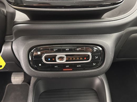 Smart Forfour EQ Essential 18 kWh [ 3-Fase ] (INCL-BTW) Aut. *FULL-LEATHER | AIRCO | CRUISE | DAB+ | COMFORT-SE... ActivLease financial lease
