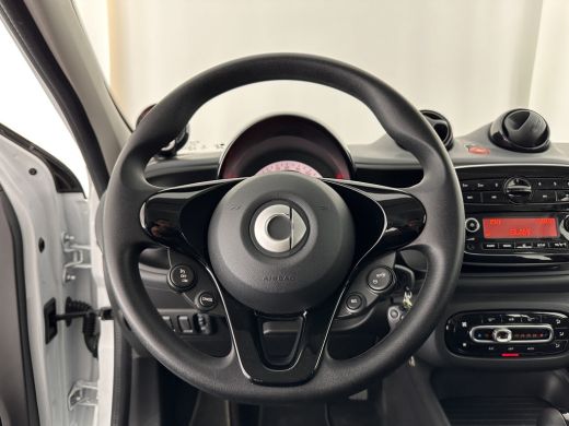 Smart Forfour EQ Essential 18 kWh [ 3-Fase ] (INCL-BTW) Aut. *FULL-LEATHER | AIRCO | CRUISE | DAB+ | COMFORT-SE... ActivLease financial lease