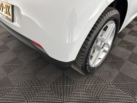 Smart Forfour EQ Essential 18 kWh [ 3-Fase ] (INCL-BTW) Aut. *FULL-LEATHER | AIRCO | CRUISE | DAB+ | COMFORT-SE... ActivLease financial lease