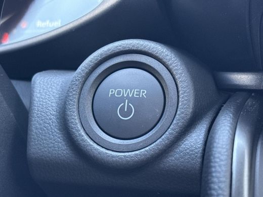 Toyota C-HR 1.8 Hybrid 140 Dynamic **NIEUWE AUTO/ DIRECT LEVERBAAR** ActivLease financial lease