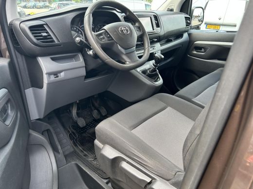 Toyota ProAce 2.0 D-4D Professional Long Dubbele Cabine | Trekhaak | Navi | Rijklaarprijs! ActivLease financial lease