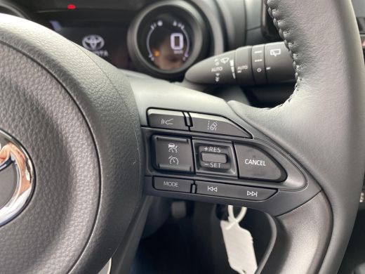 Toyota Yaris Cross 1.5 Hybrid 115 Active Comfort Pack ActivLease financial lease