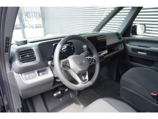 Volkswagen ID. Buzz Cargo Cargo ID. Buzz Cargo 286 pk ID. Buzz Cargo 286 pk, Achteruitrijcamera, Comfortstoelen met armleun... ActivLease financial lease