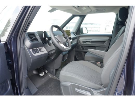 Volkswagen ID. Buzz Cargo Cargo ID. Buzz Cargo 286 pk ID. Buzz Cargo 286 pk, Achteruitrijcamera, Comfortstoelen met armleun... ActivLease financial lease