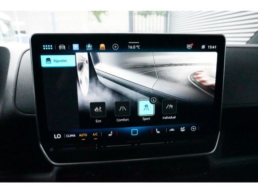 Volkswagen ID. Buzz Cargo Cargo ID. Buzz Cargo 286 pk ID. Buzz Cargo 286 pk, Achteruitrijcamera, Comfortstoelen met armleun... ActivLease financial lease